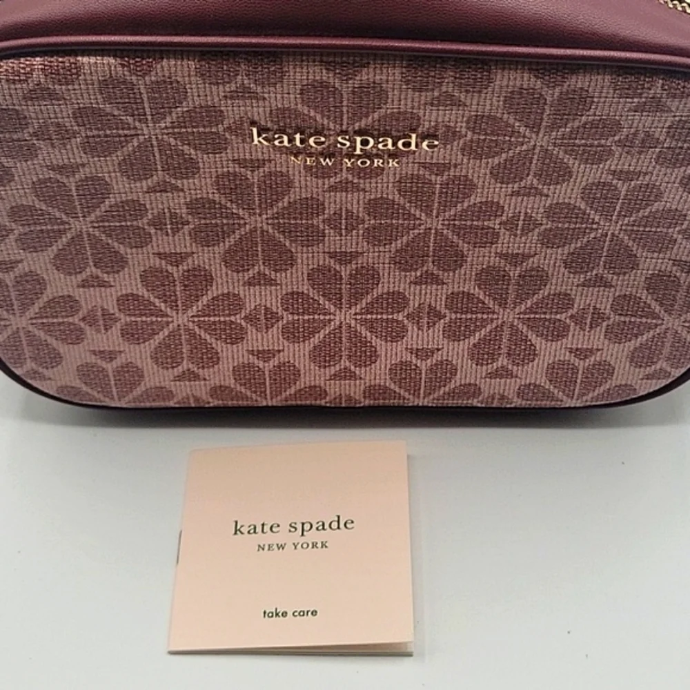 Kate Spade NWOT spade flower coated canvas infinite medium camera bag Pink